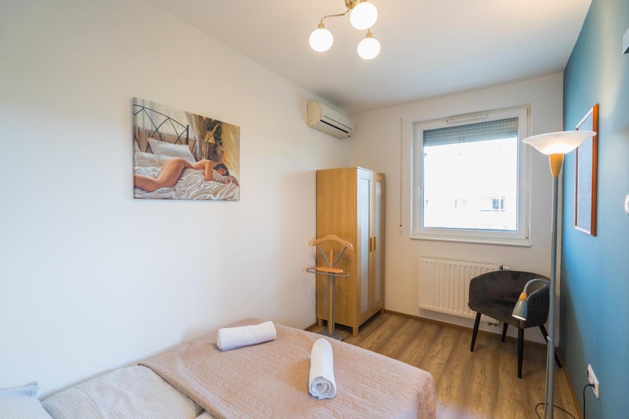 Myflat All-Season Apartment Siofok Dış mekan fotoğraf
